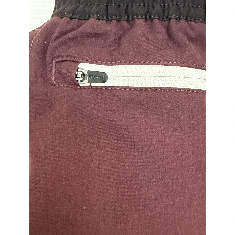Vuori Cruise Men's Size Large Maroon & Black Unlined Board Shorts